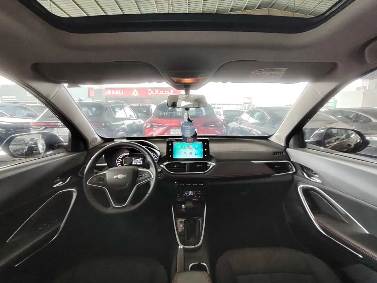 Car image 21