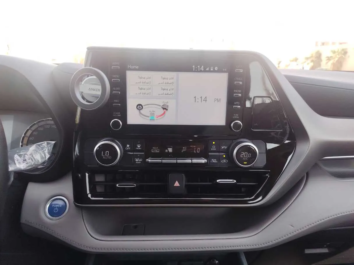 Car image 22