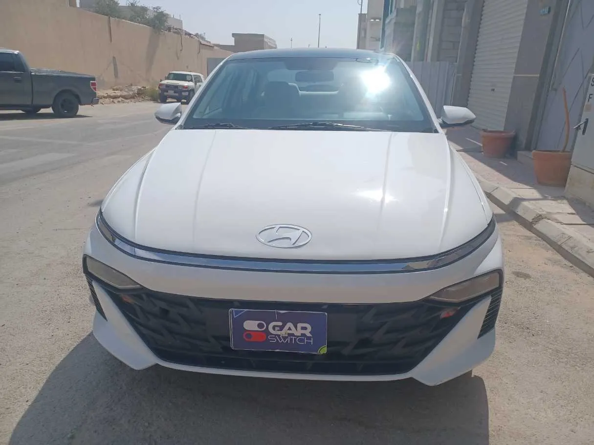 Car image 2
