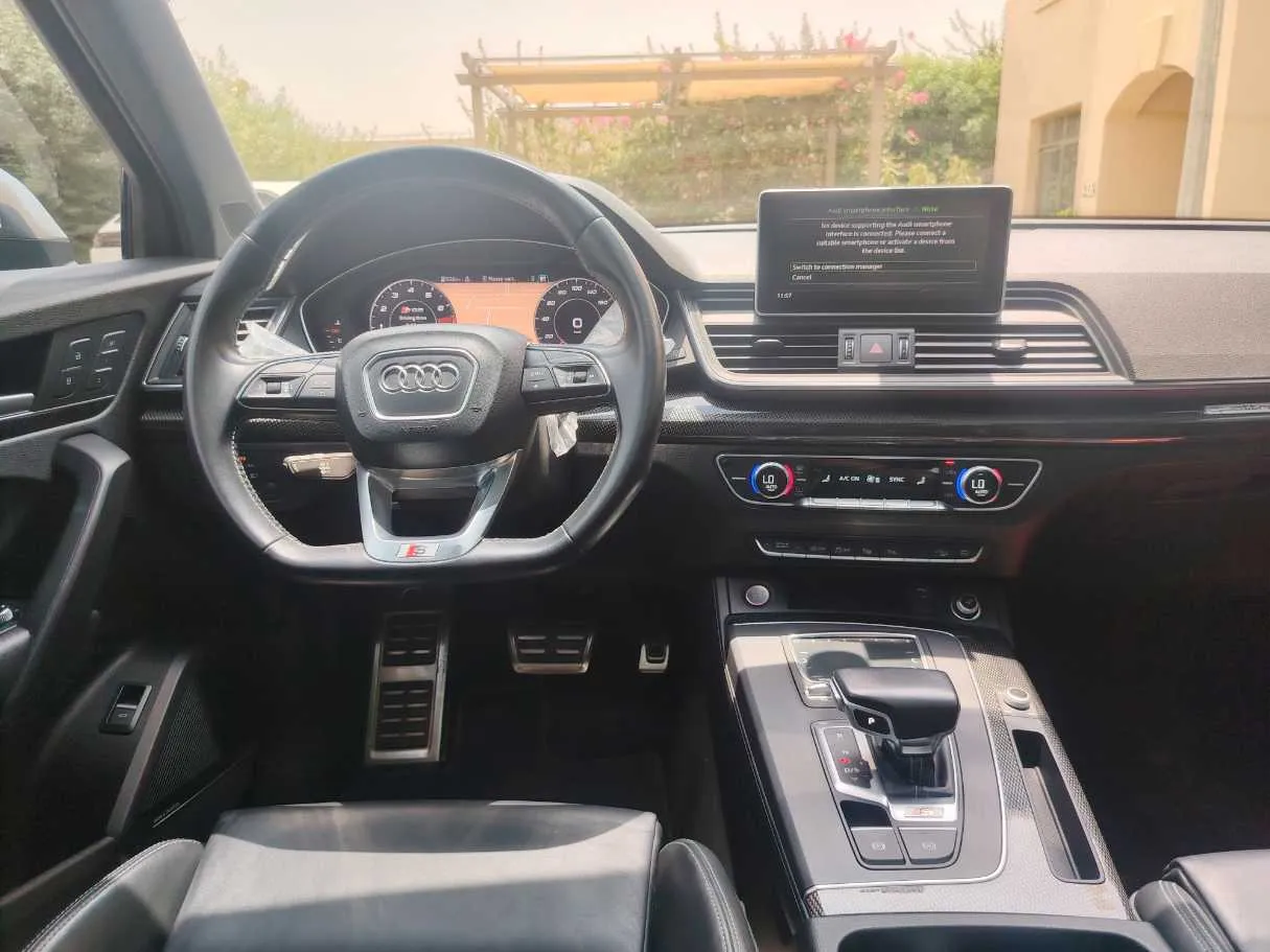 Car image 22