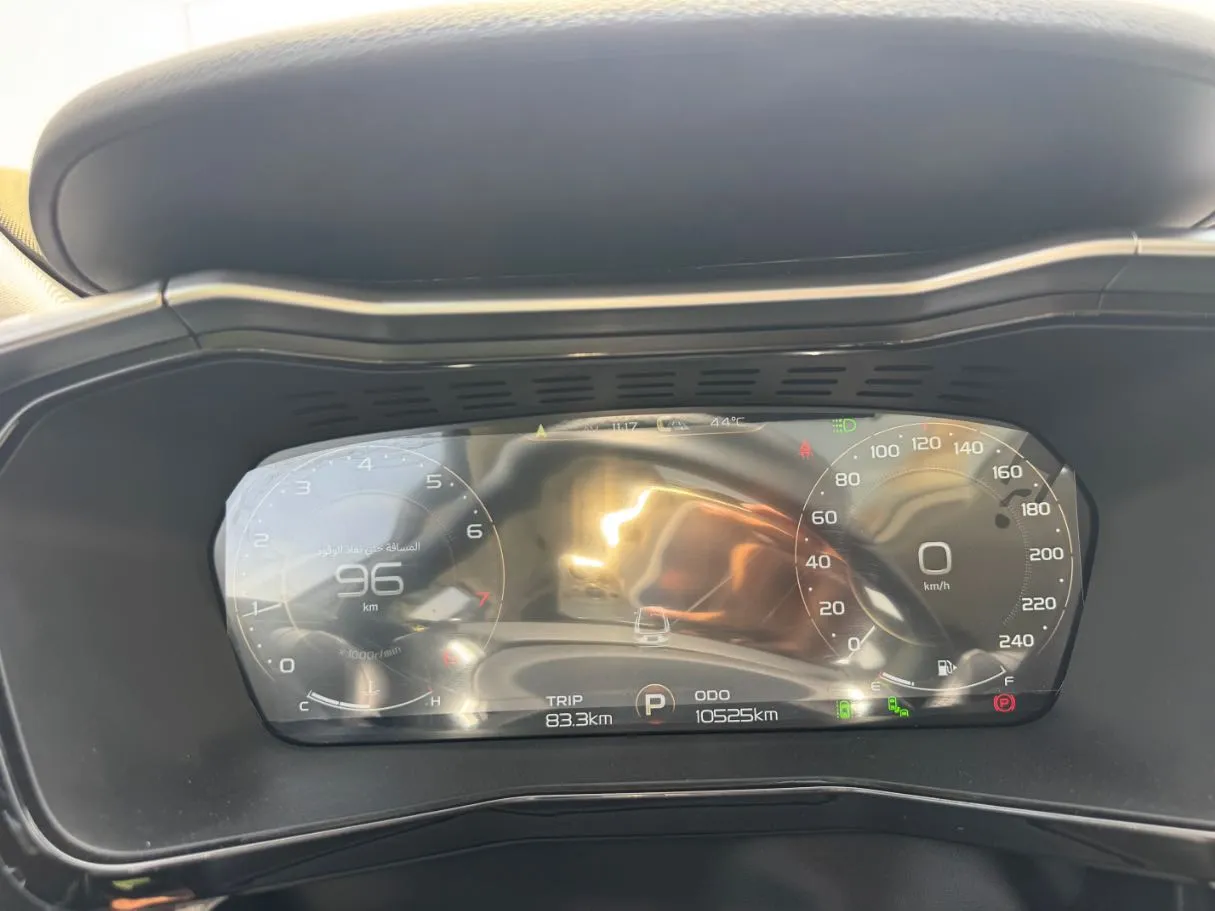 Car image 18