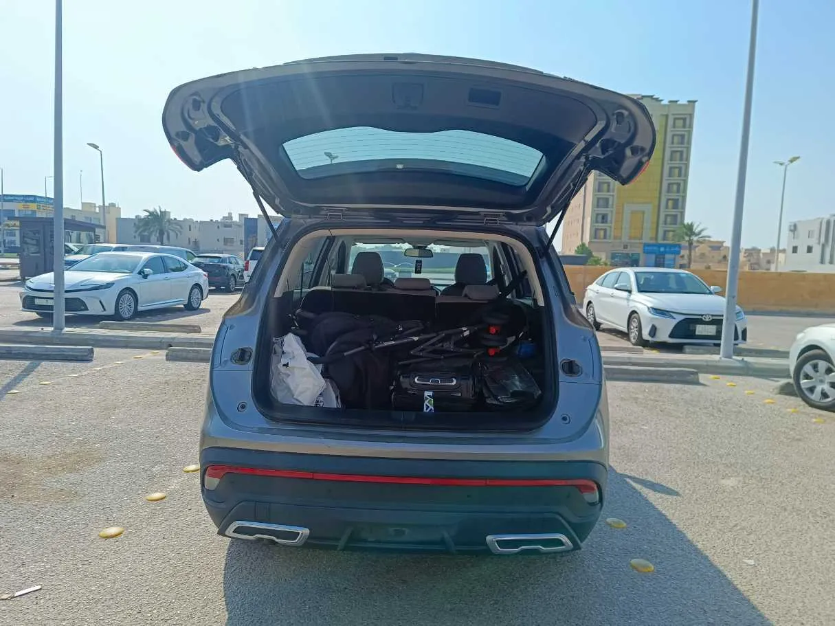 Car image 22