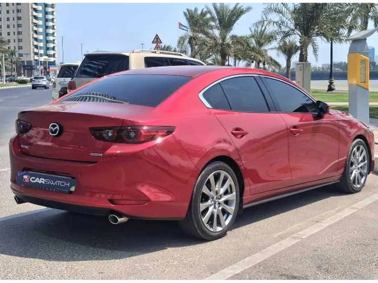 Car image 5