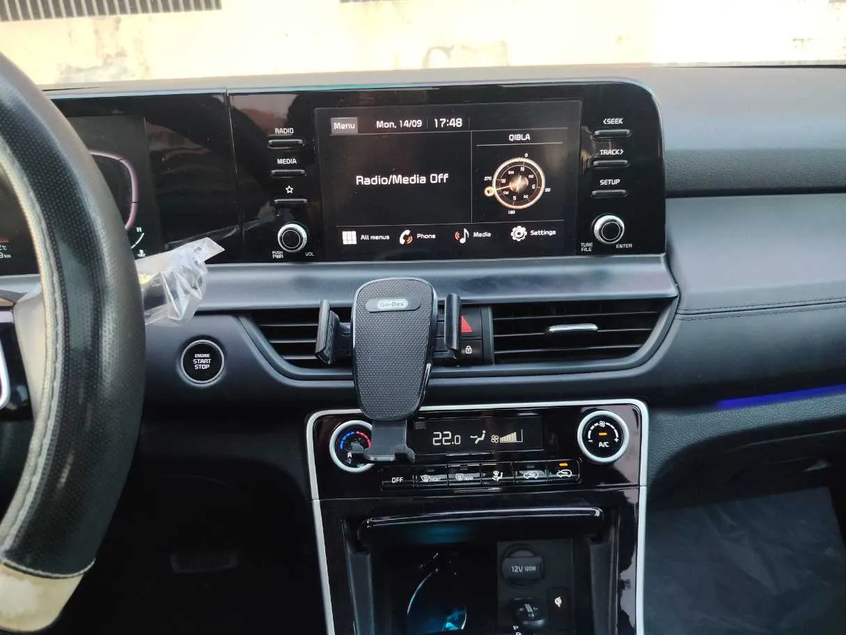Car image 20