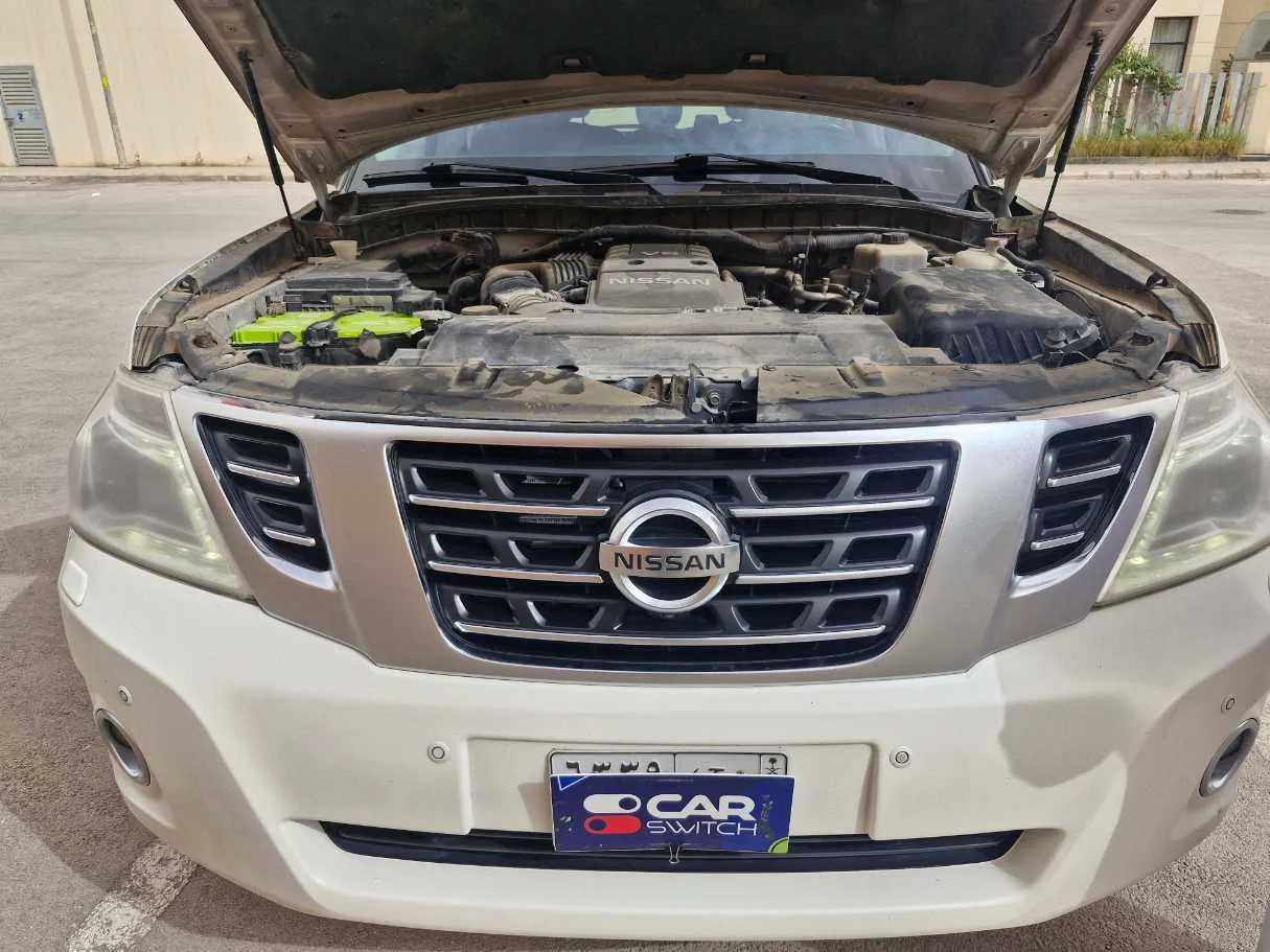 Car image 25