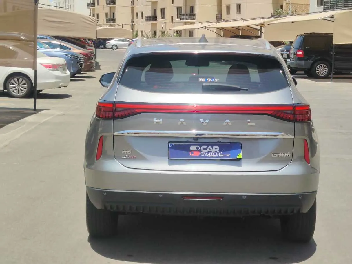 Car image 6