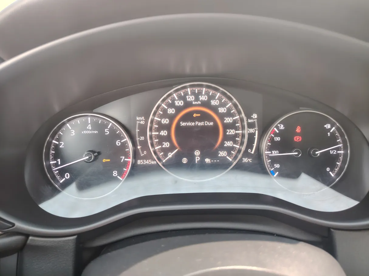 Car image 23