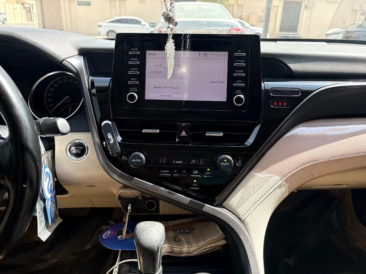 Car image 21