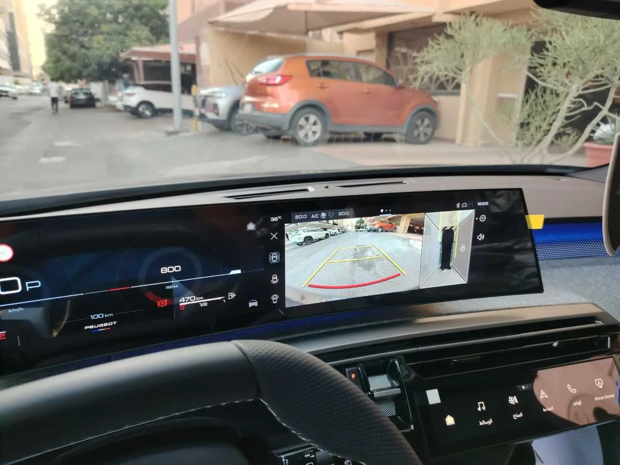 Car image 23