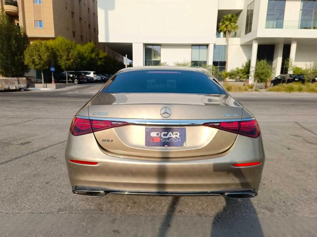 Car image 6