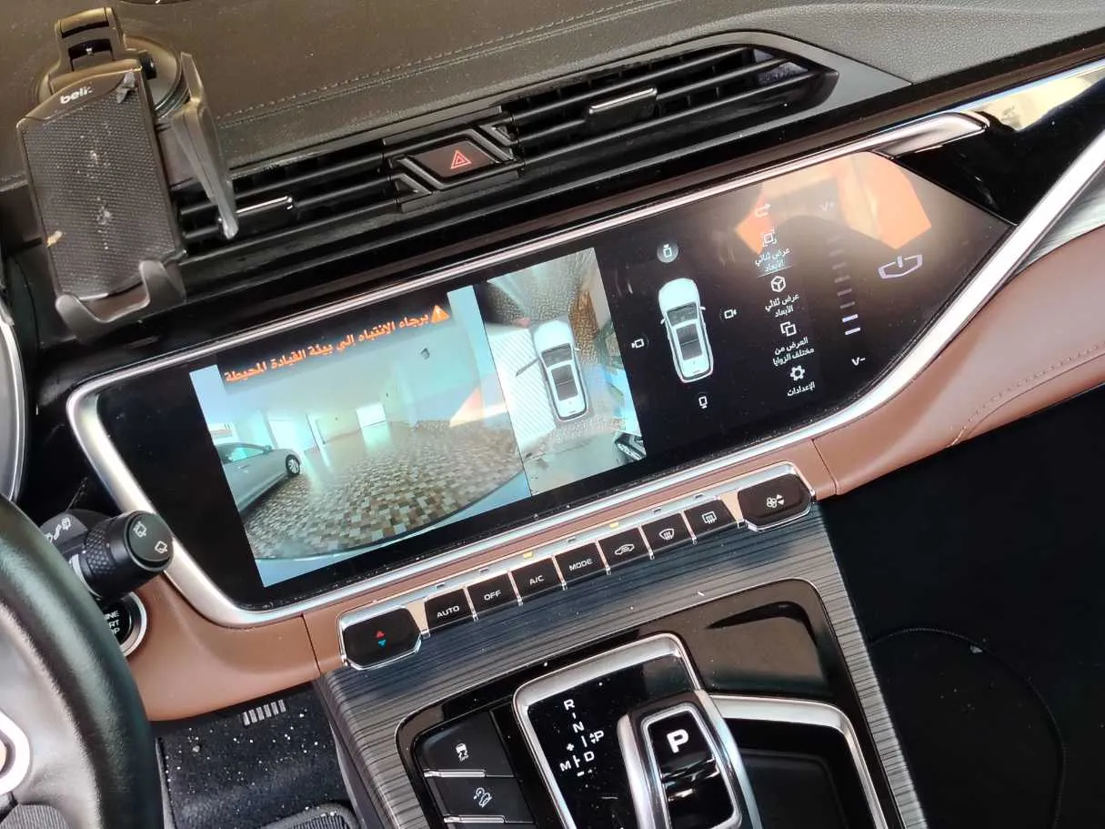 Car image 23