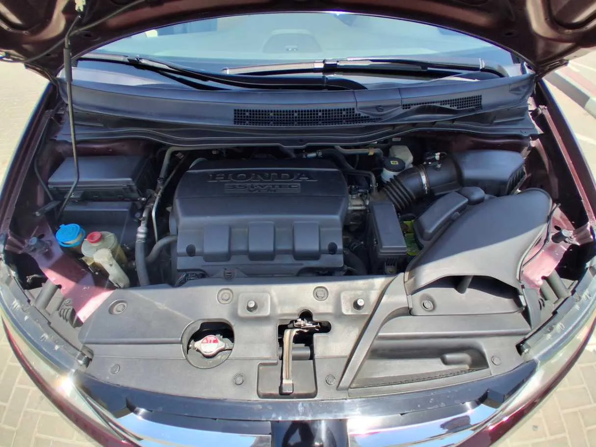 Car image 21