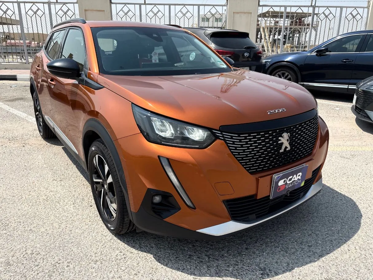 Car image 3