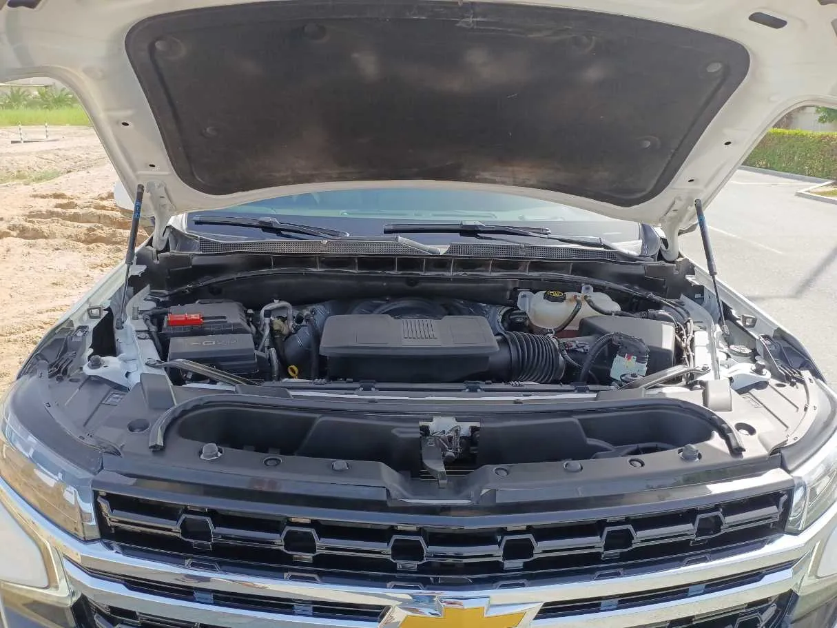 Car image 25