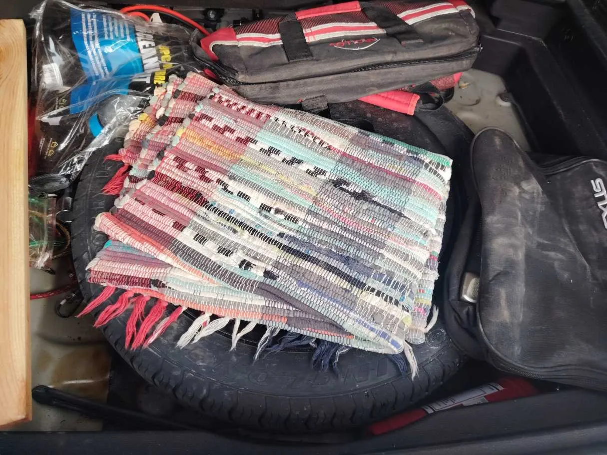 Car image 28