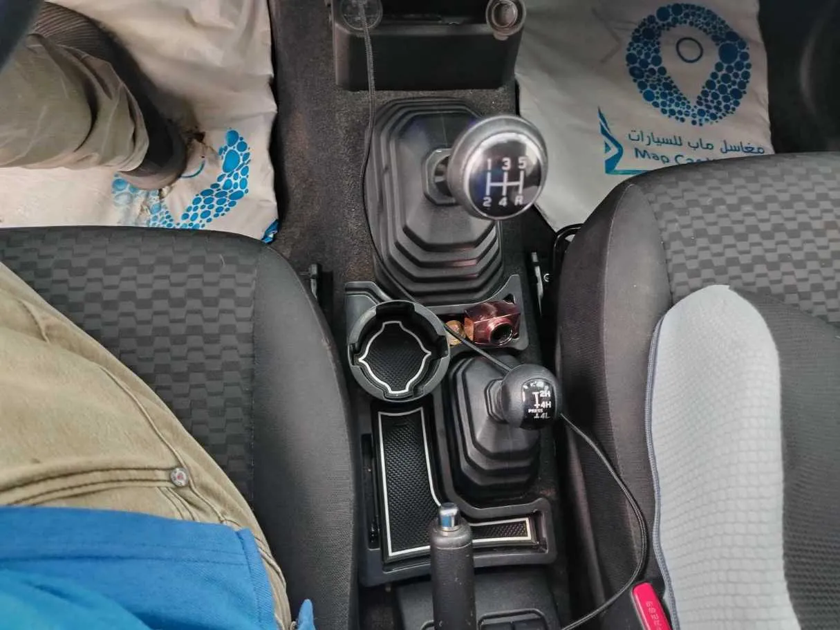 Car image 20