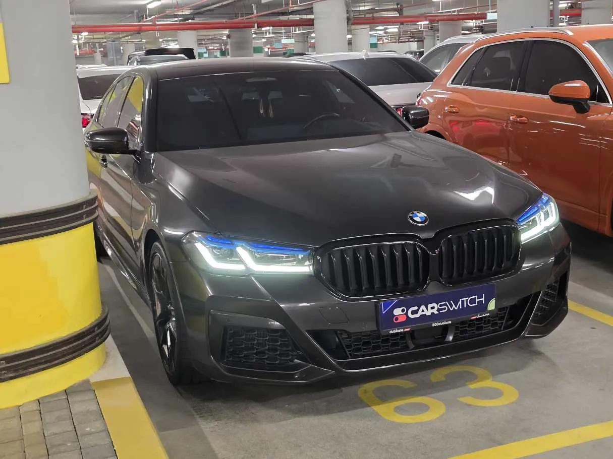 Car image 3