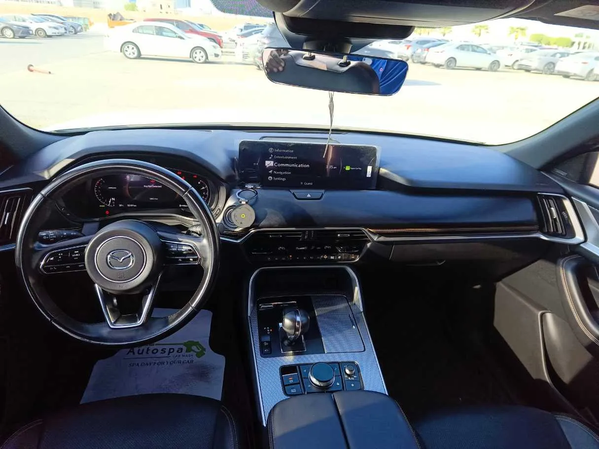Car image 21