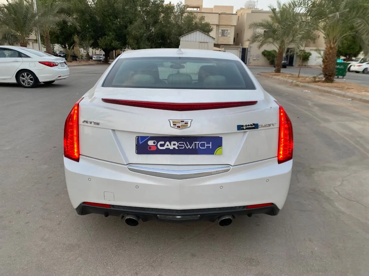 Car image 7