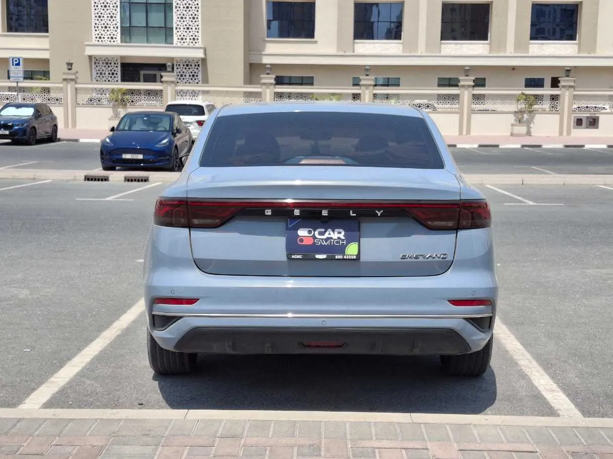 Car image 6