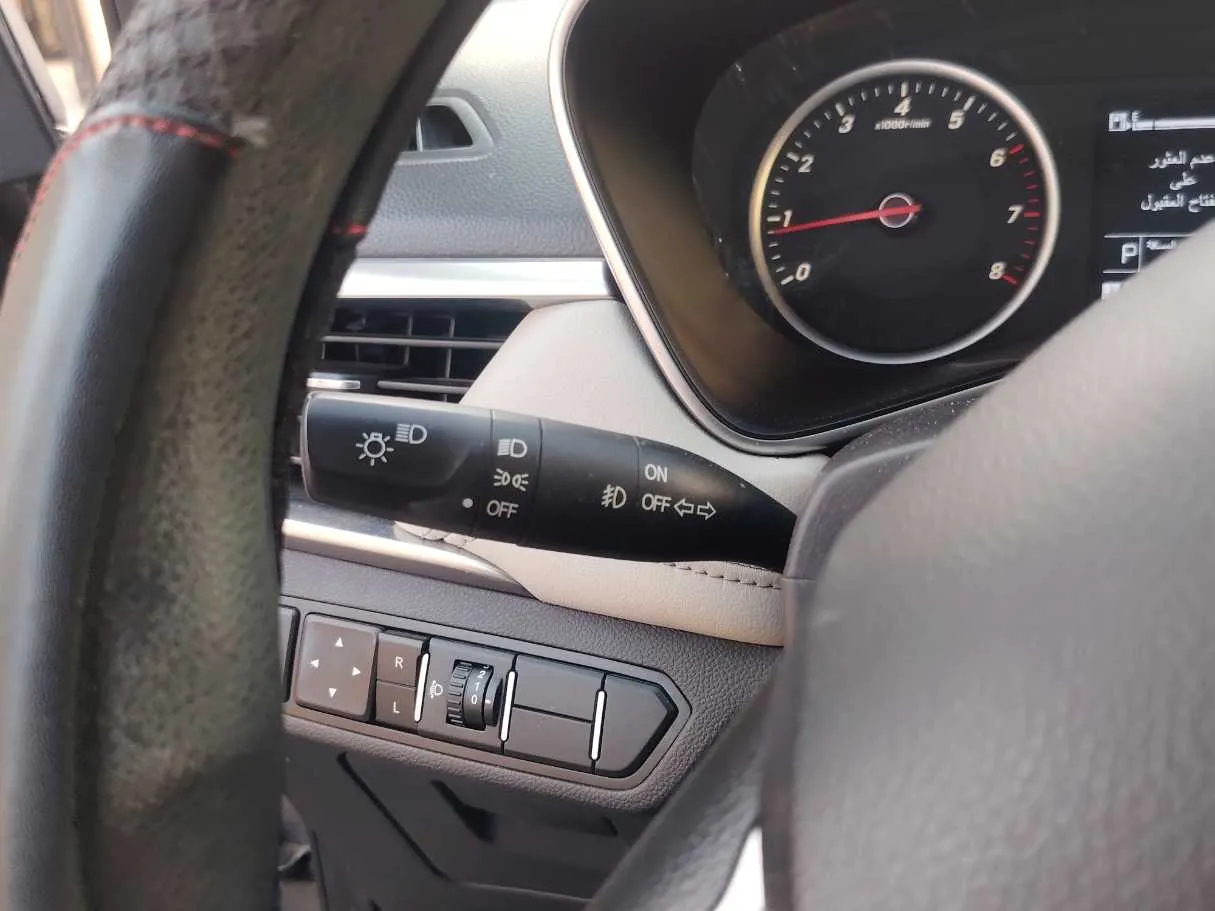 Car image 33