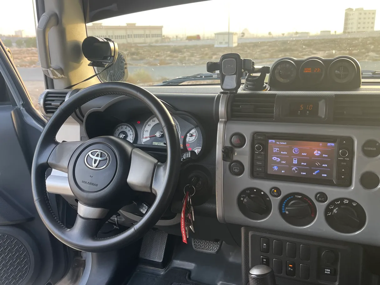 Car image 5