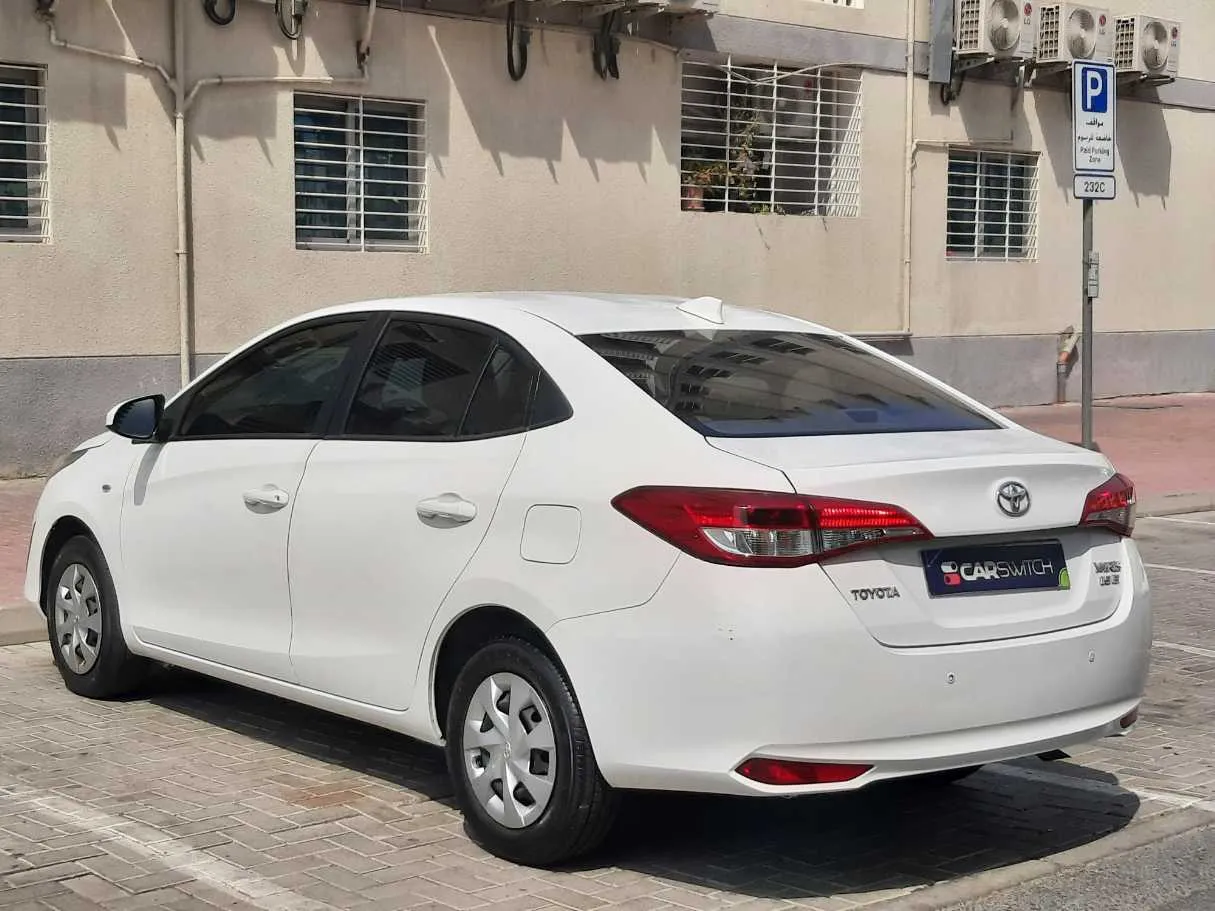Car image 5