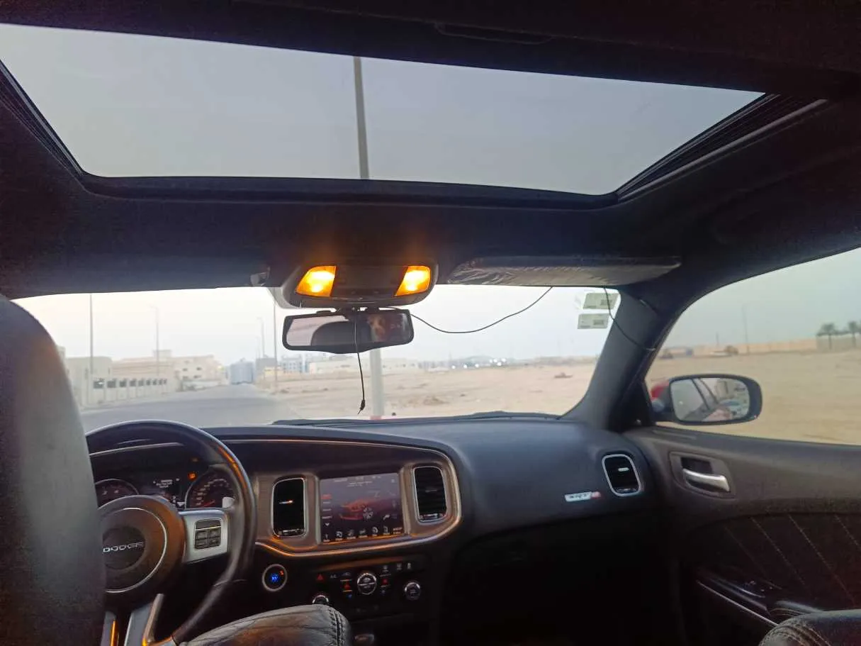 Car image 22