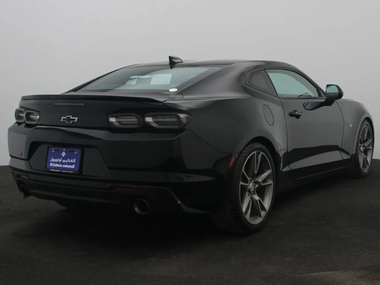 Car image 2