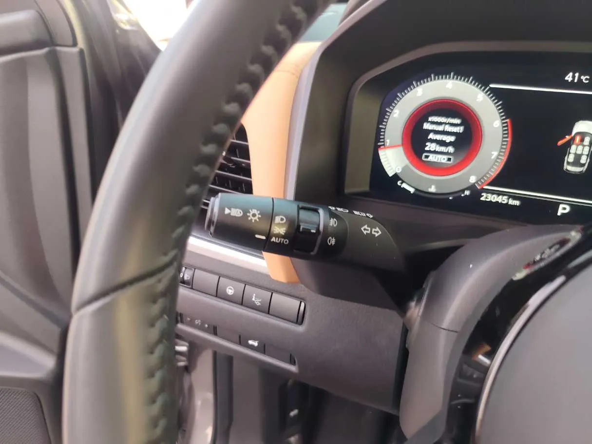 Car image 29