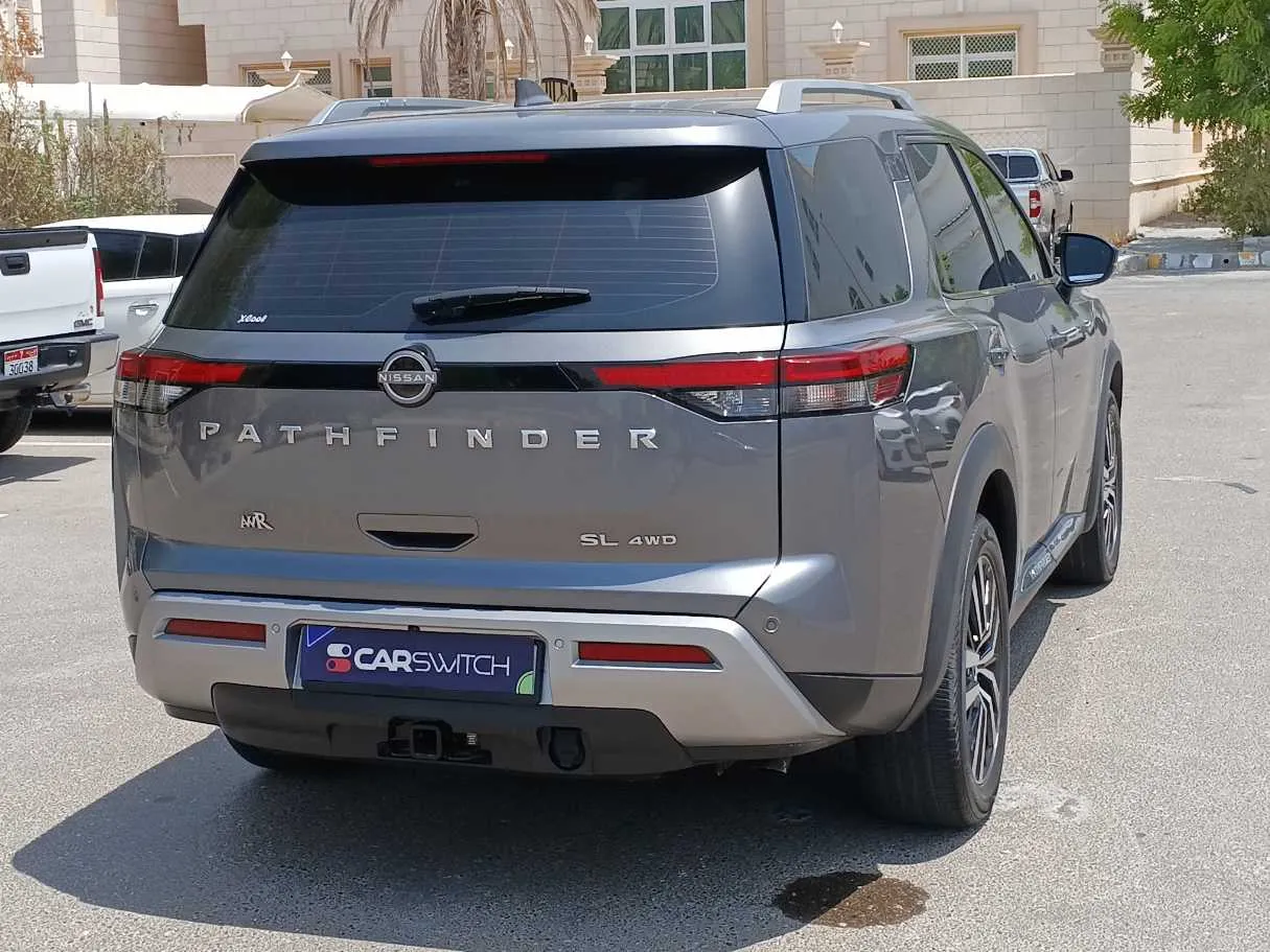 Car image 7