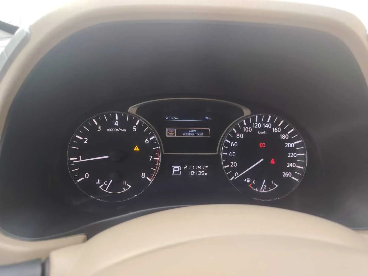 Car image 27
