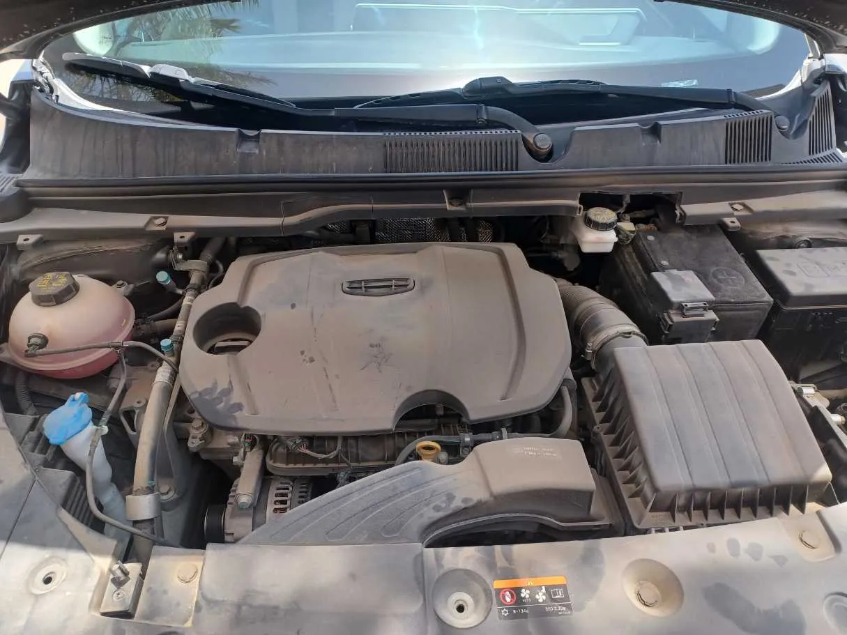 Car image 22