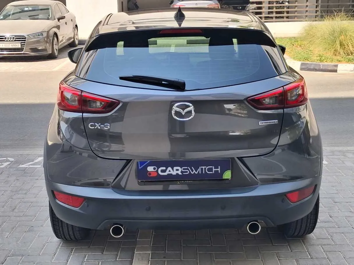 Car image 6