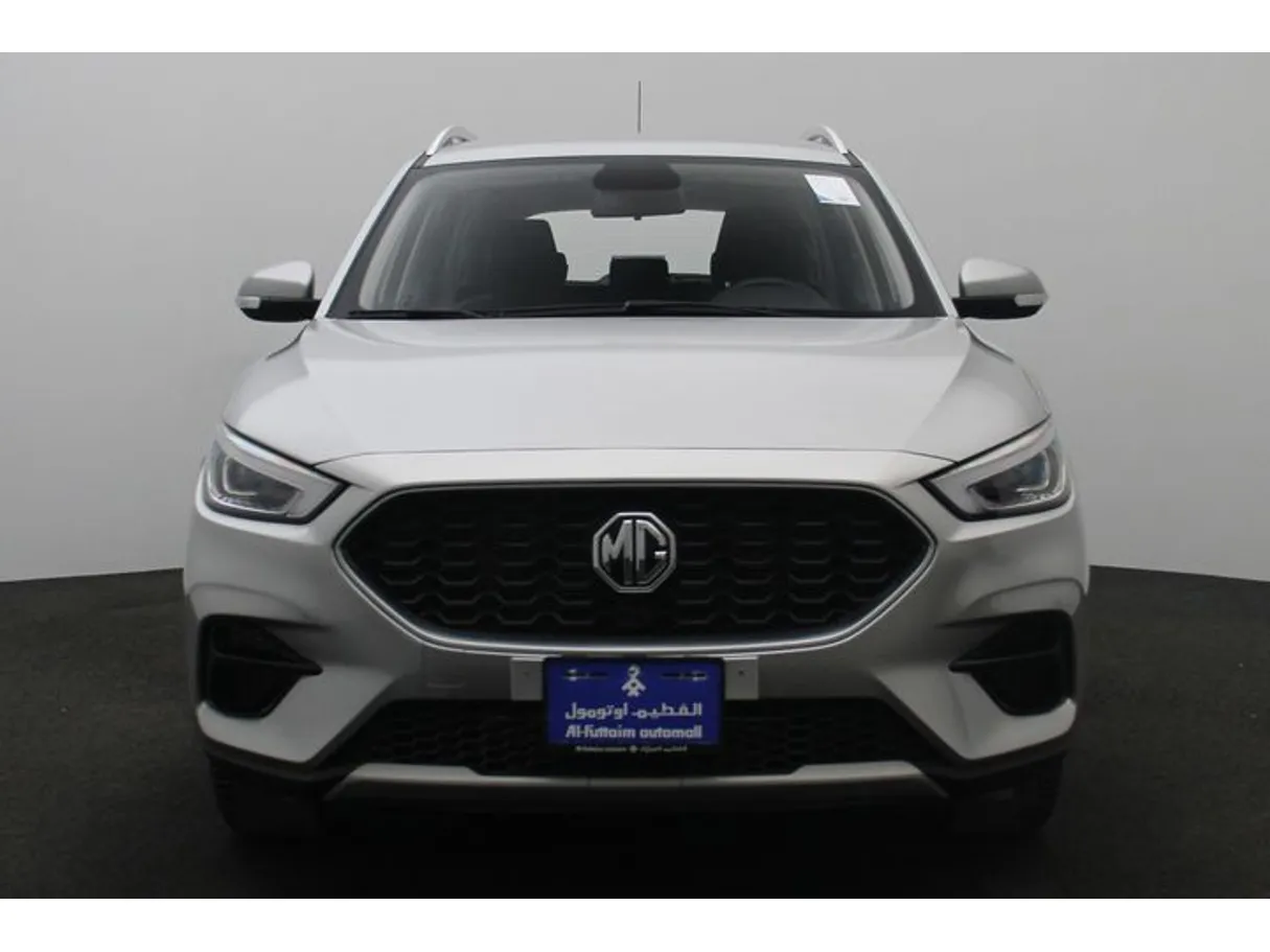 Car image 11