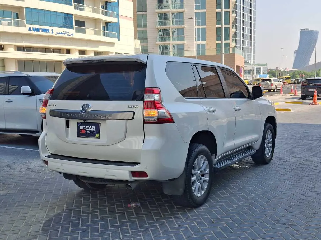 Car image 6