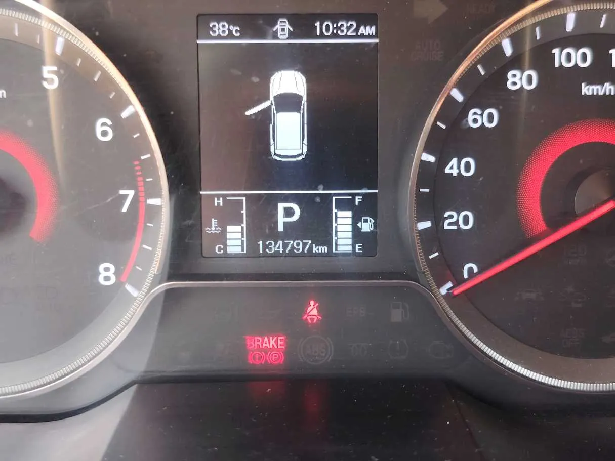 Car image 20