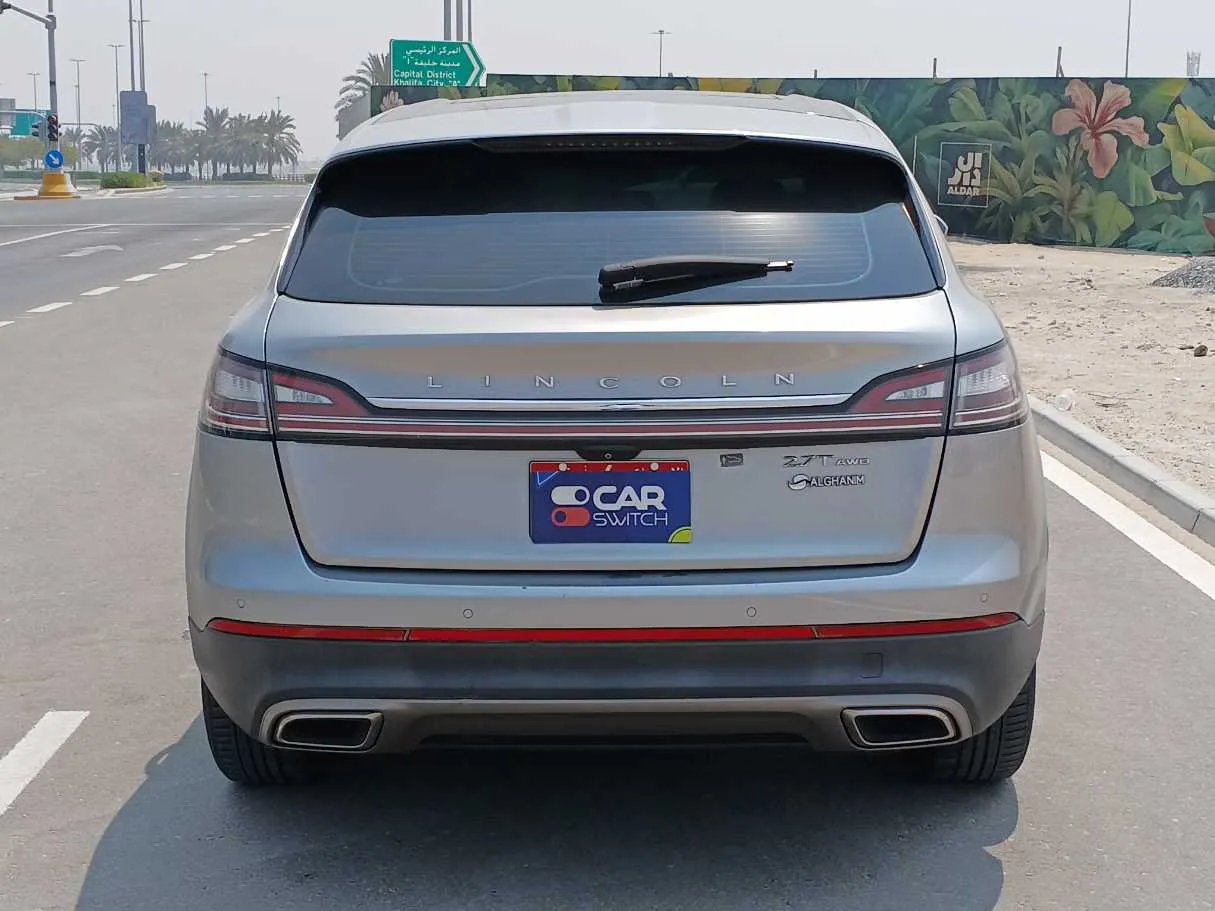 Car image 6