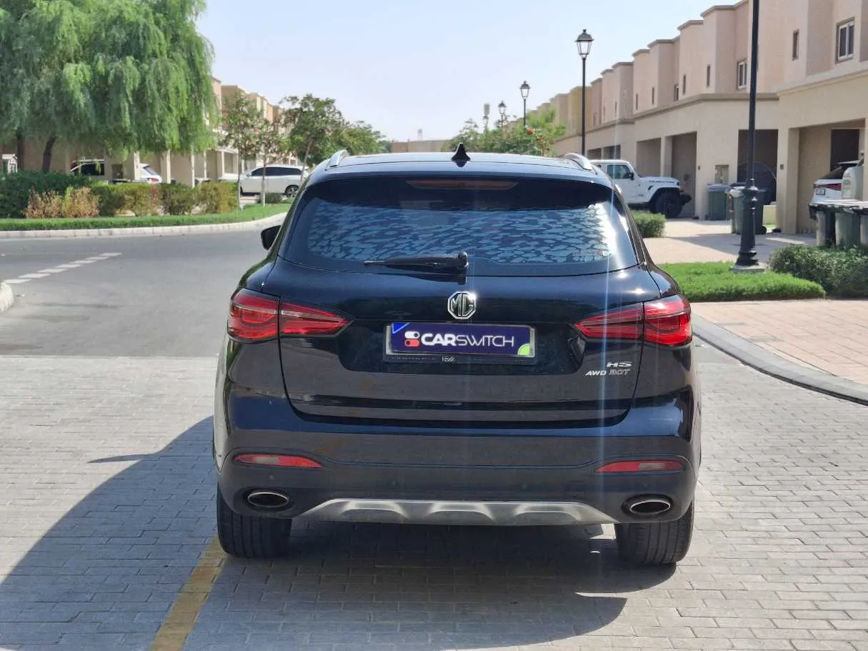 Car image 6