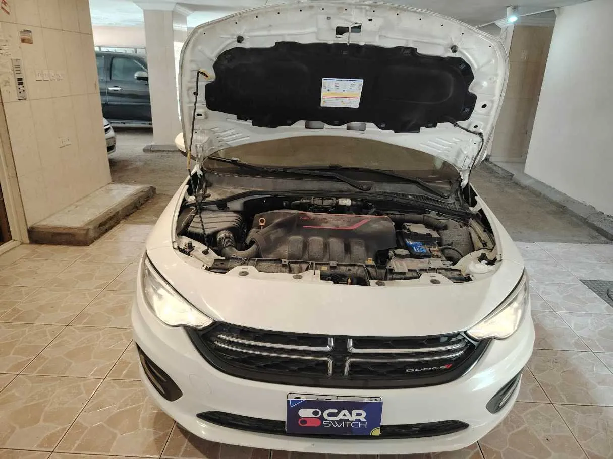 Car image 40