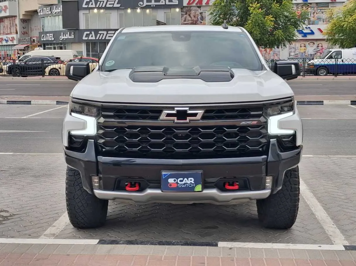 Car image 2