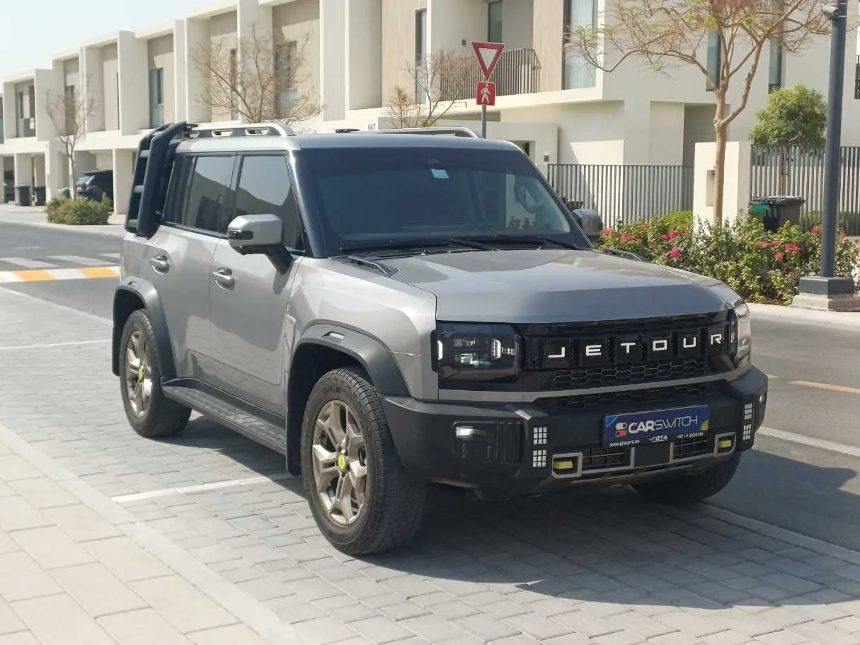 Car image 3