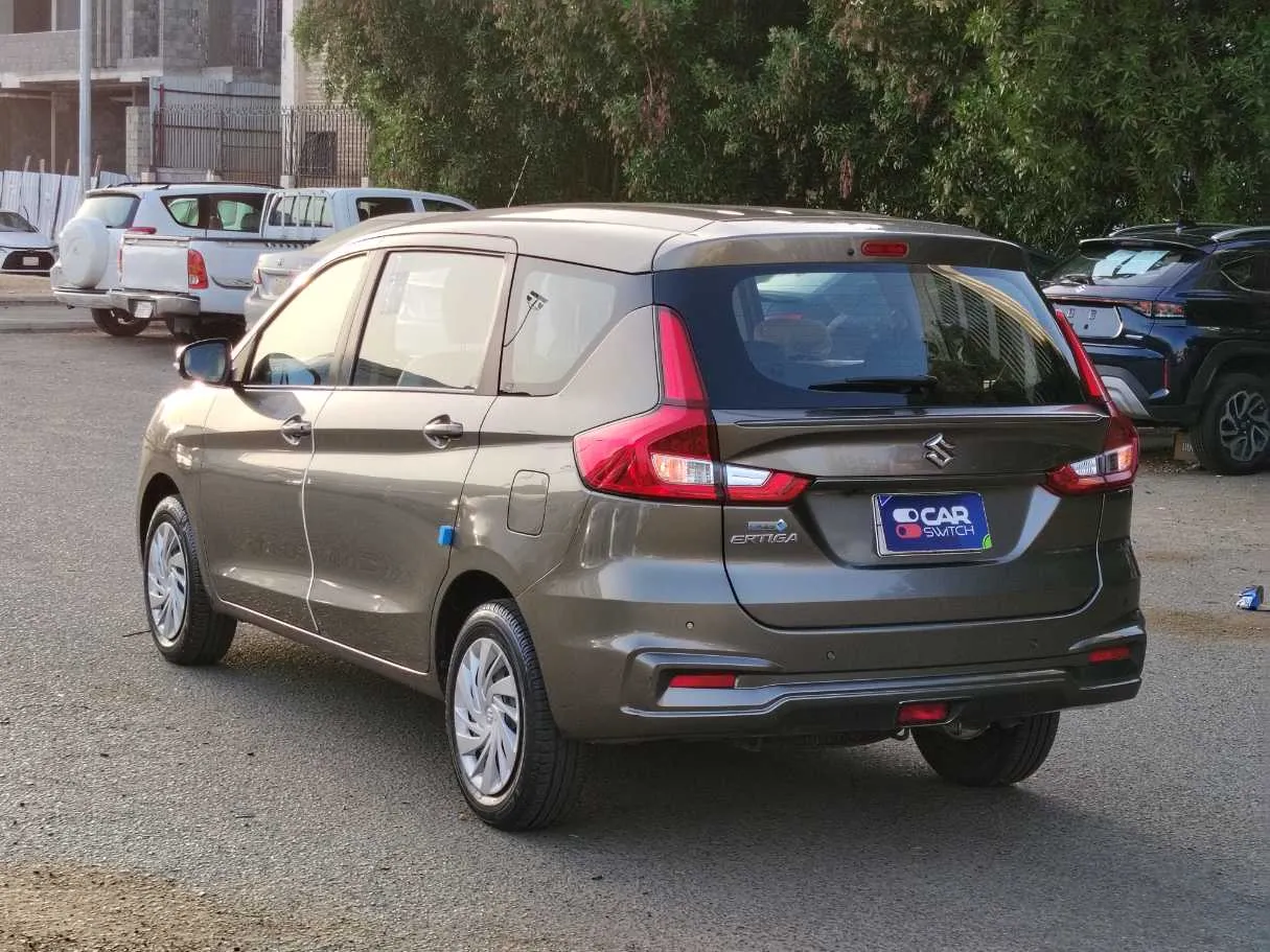 Car image 7