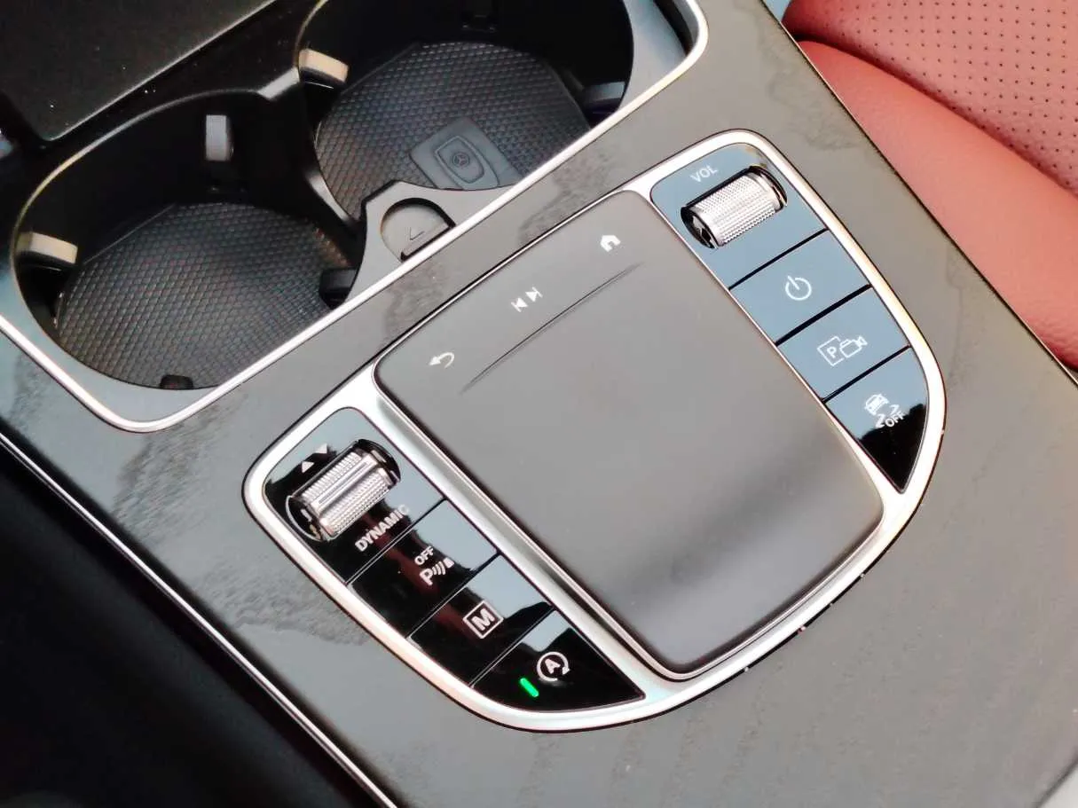 Car image 22