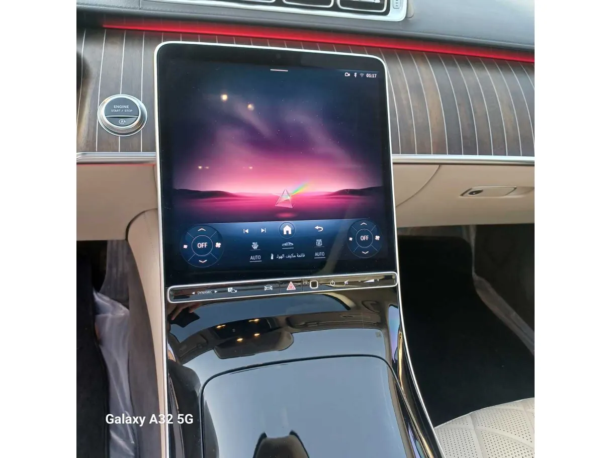 Car image 23