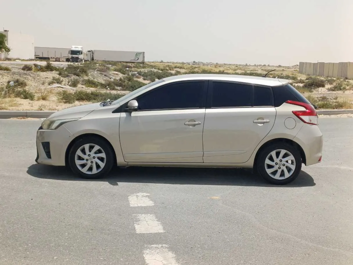 Car image 8