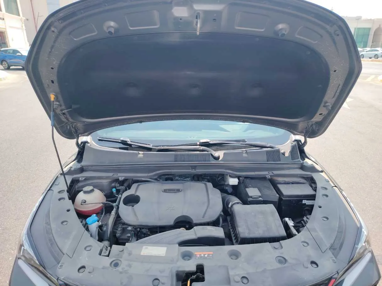 Car image 35