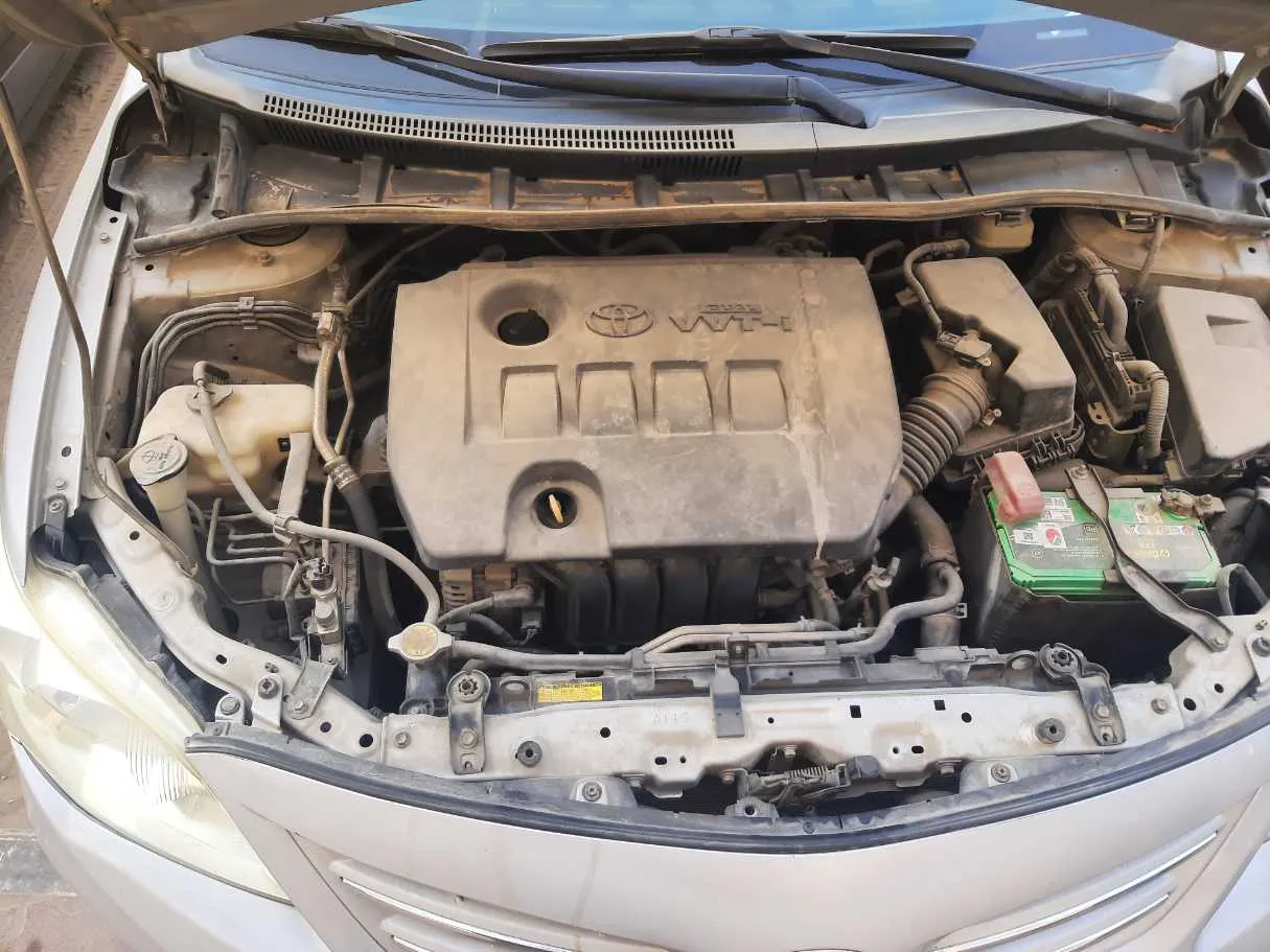 Car image 19