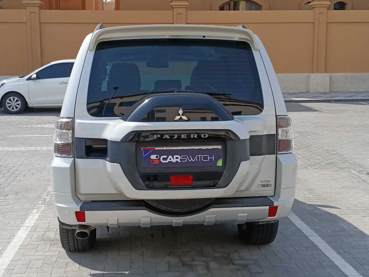 Car image 6