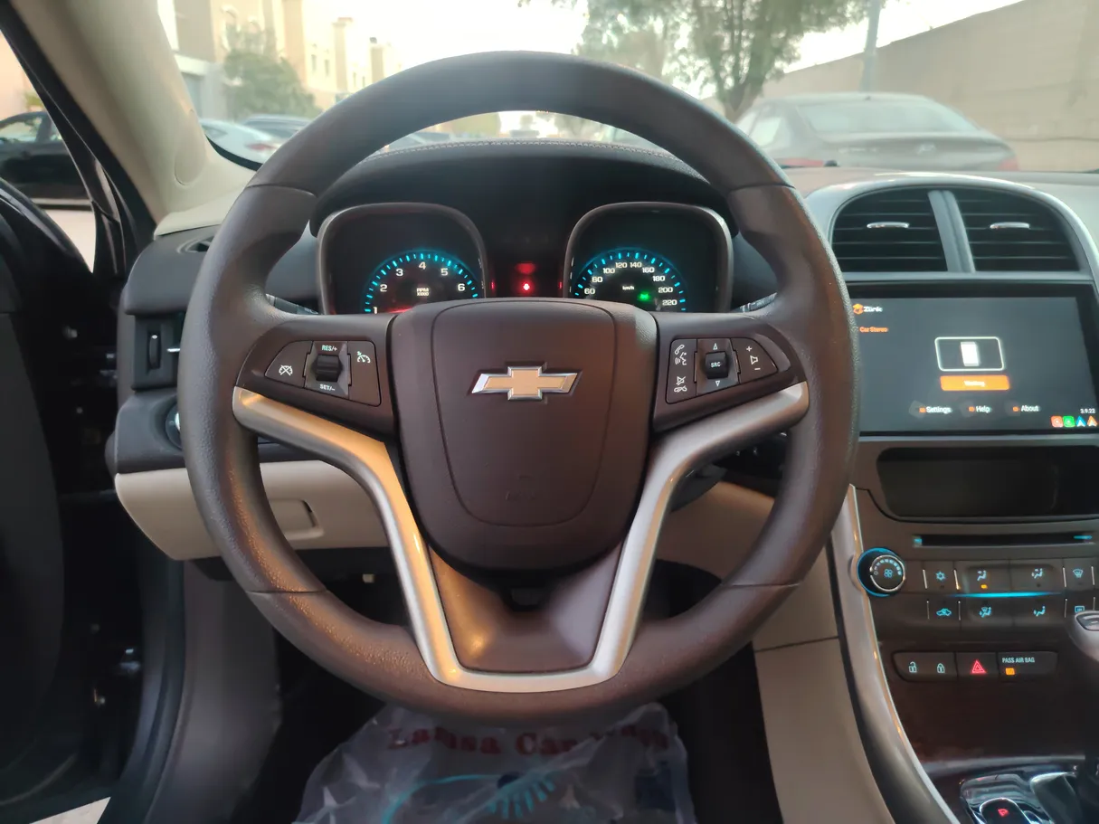 Car image 22